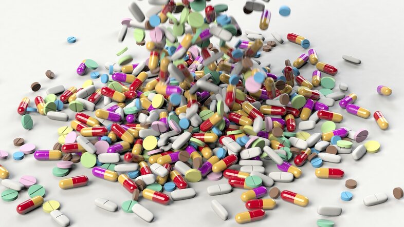 Pile of pills in various shapes and colours